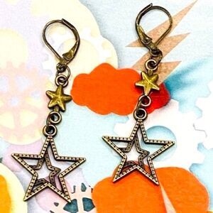 Star Dangle Earrings NEW